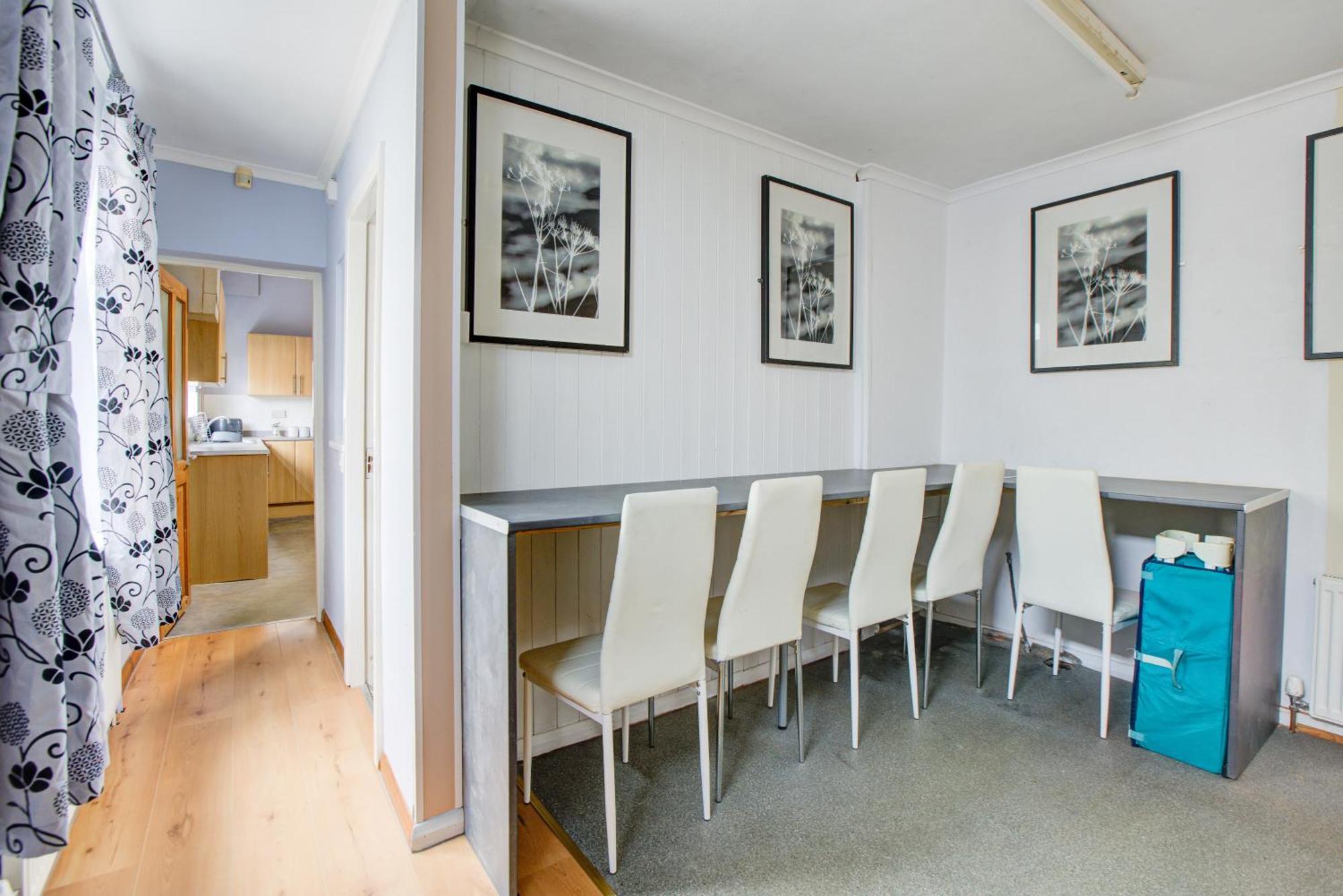 The Sandringham Court Hotel & Apartment Welcoming Large And Small Groups For 15 Years Blackpool Bagian luar foto