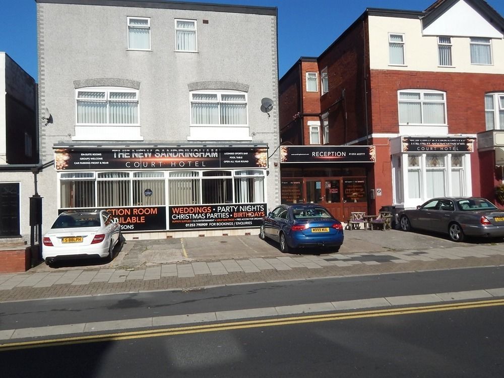 The Sandringham Court Hotel & Apartment Welcoming Large And Small Groups For 15 Years Blackpool Bagian luar foto